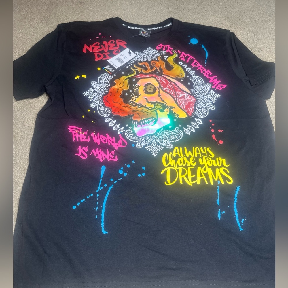 SWITCH NWT SS Black Tee ColorfulGraphic Designs 3-D XXL (all sizes) this is XXL
